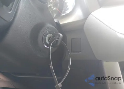 2014 Toyota Rav4 Xle z USA, uszkodzony, nr VIN 2T3WFREV3EW112070